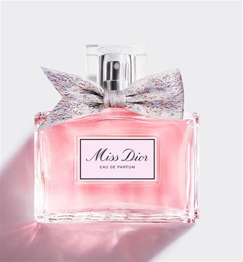 Miss Dior perfume scent description